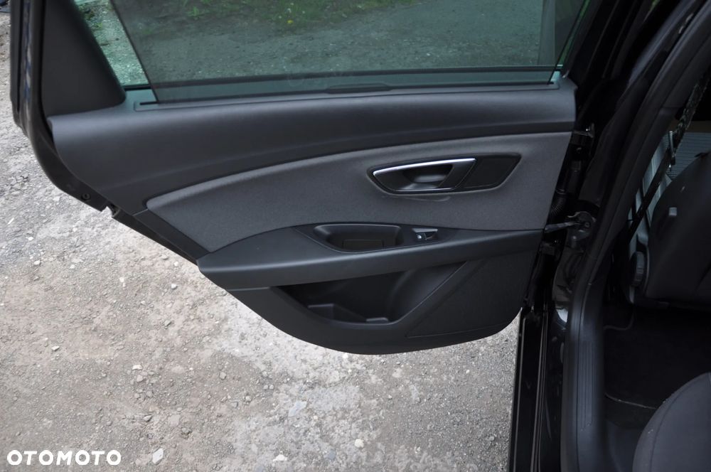 Seat Leon 2.0 TDI Xcellence S&S DSG - 17