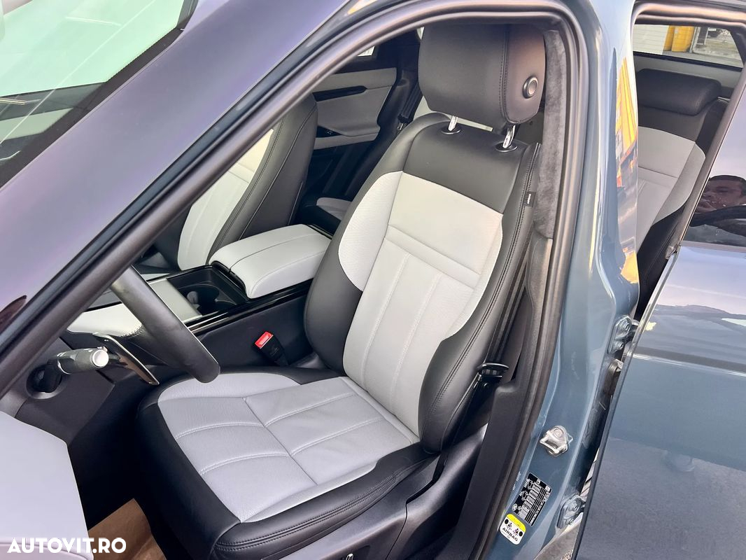 Land Rover Range Rover Evoque - 11