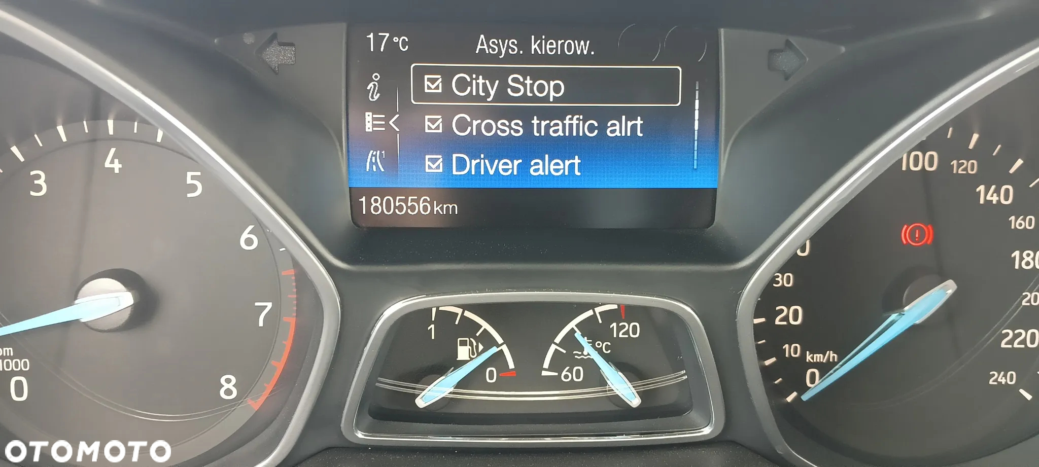 Ford Focus Turnier 1.5 EcoBoost Start-Stopp-System Titanium - 12
