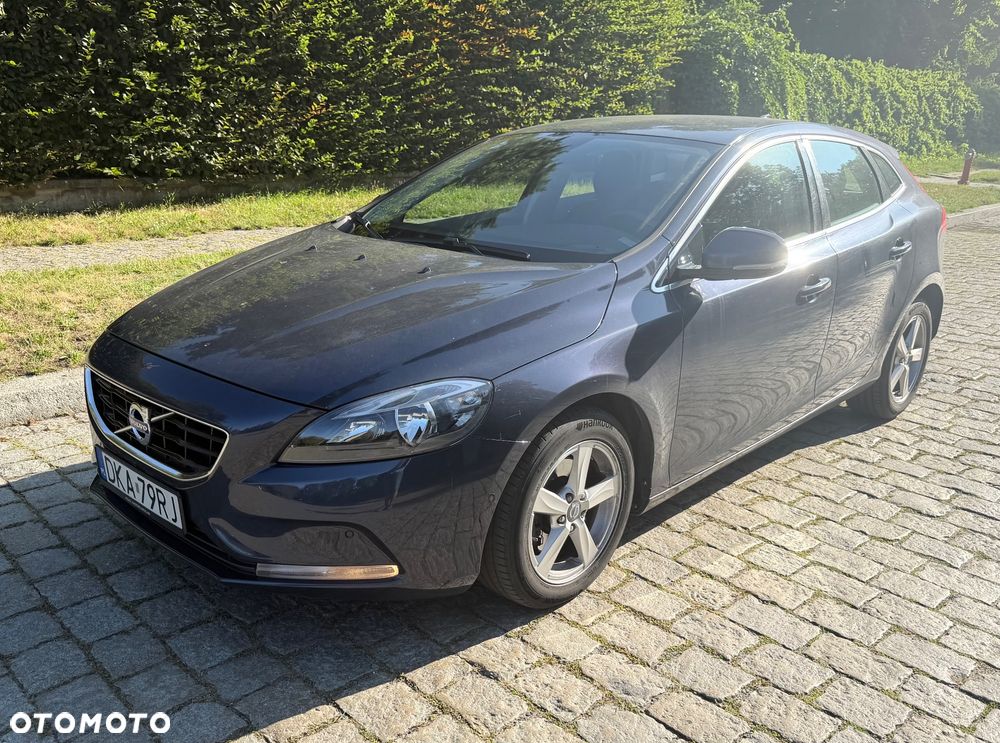 Volvo V40 ver-t3-momentum - 10