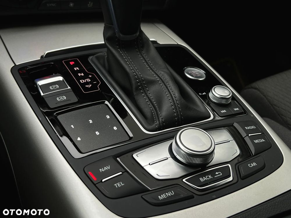 Audi A6 Avant 2.0 TDI Ultra DPF S tronic - 33