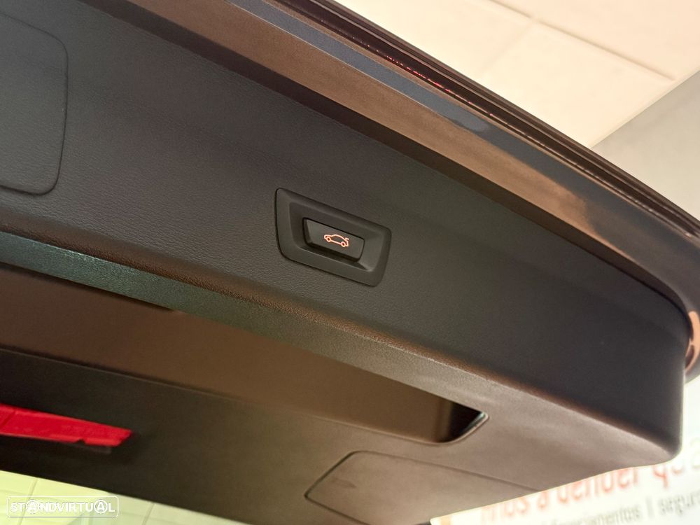 BMW X1 16 d sDrive Line Sport - 14