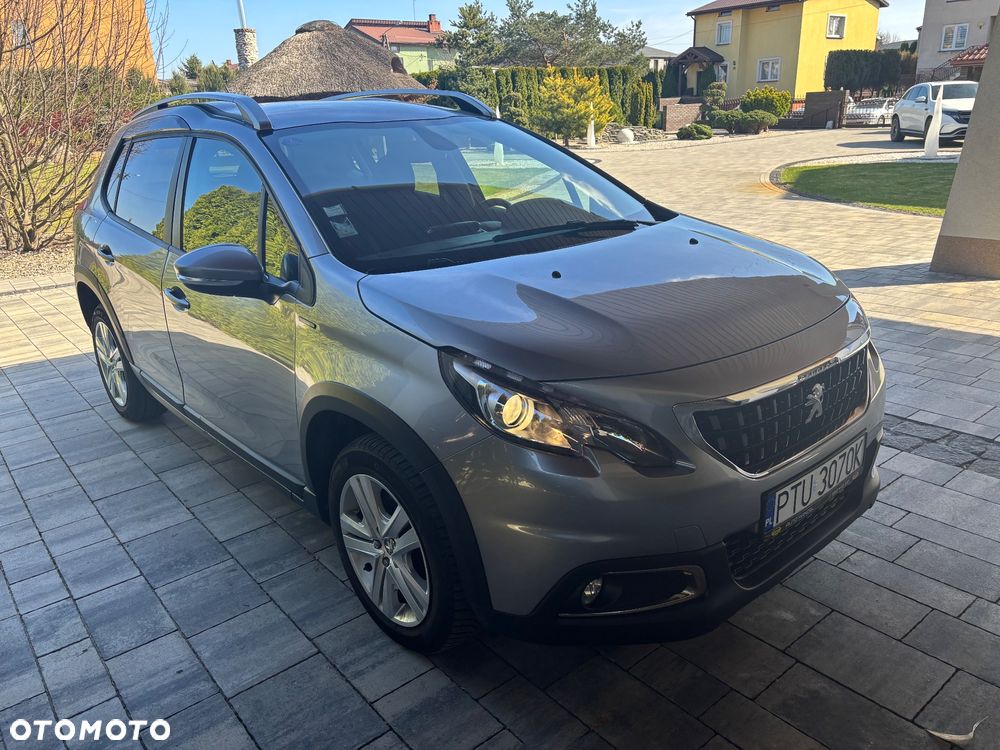 Peugeot 2008 PureTech 110 Style - 2