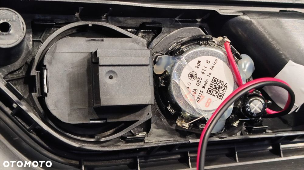 BOCZEK DRZWI TAPICERKA LEWY PRAWY PRZÓD KLAMKA WEWNĘTRZNA CHROM GŁOŚNIK PANEL PRZEŁĄCZNIK SZYB LUSTEREK SKODA FABIA III 3 LIFT EUROPA - 7