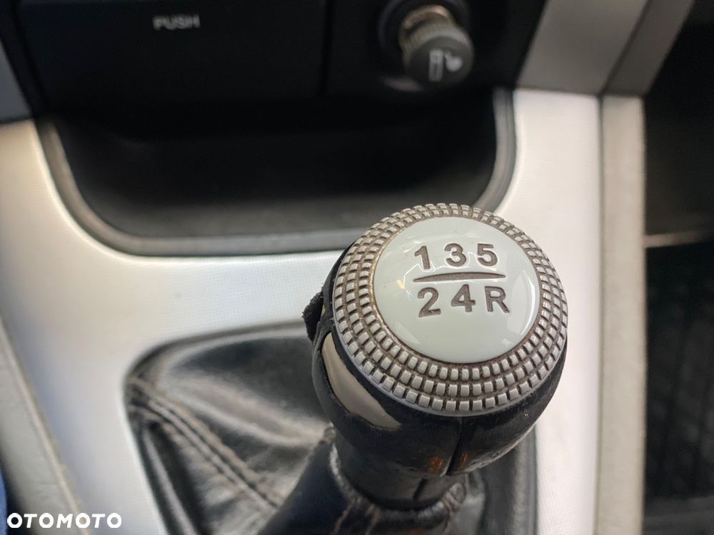 Hyundai Tucson 2.0 CRDi Elegance - 26