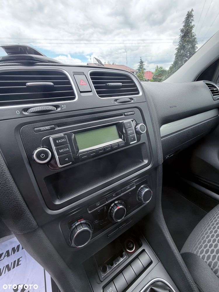 Volkswagen Golf 1.6 Team - 20