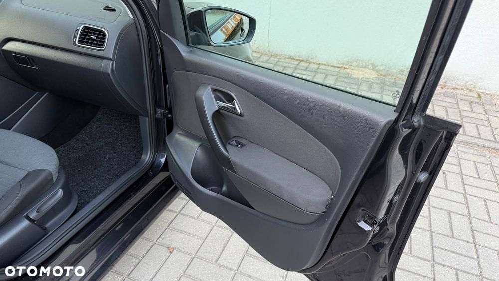 Volkswagen Polo - 26
