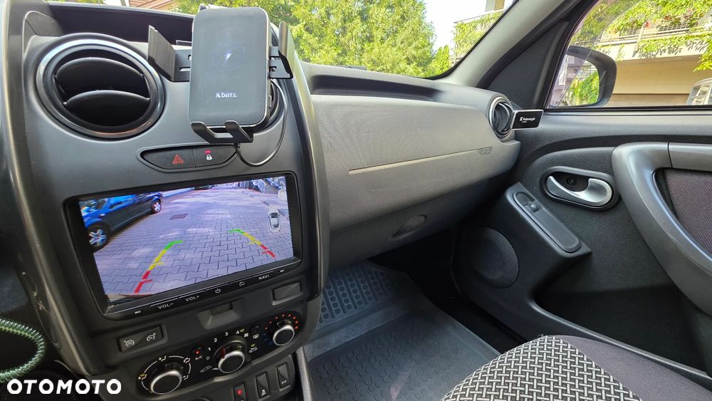 Dacia Duster 1.6 SCe Laureate 4x4 S&S - 12