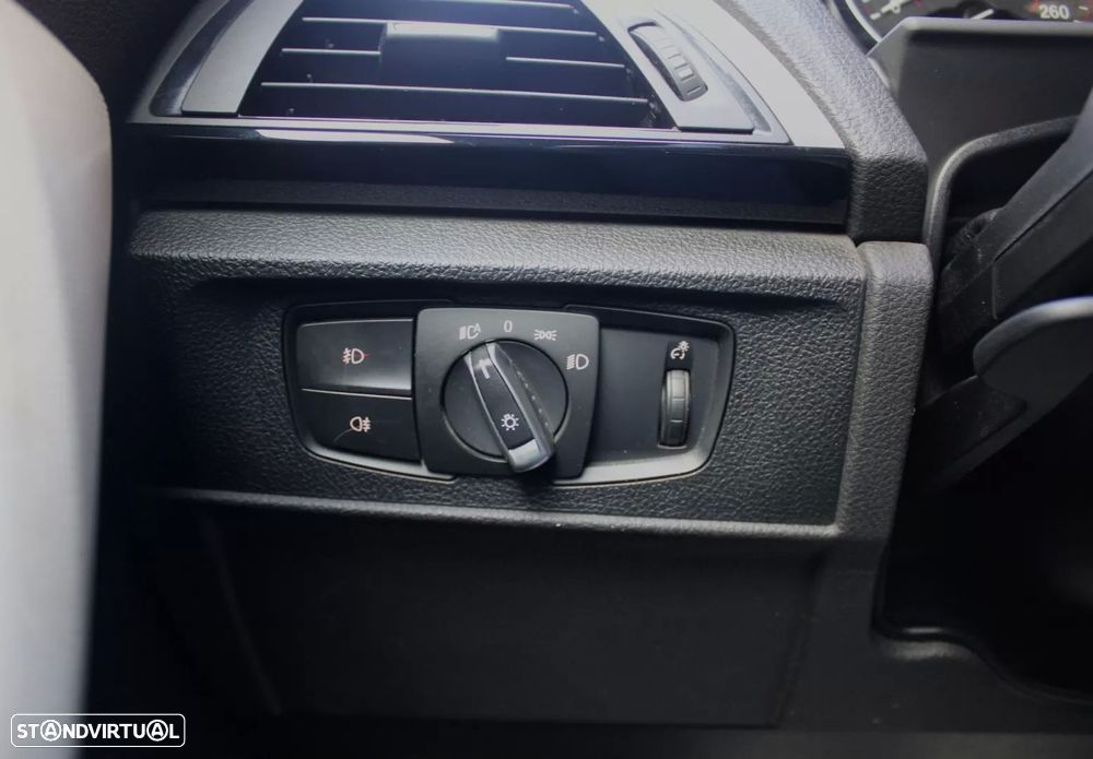 BMW 120 dA Pack M - 30