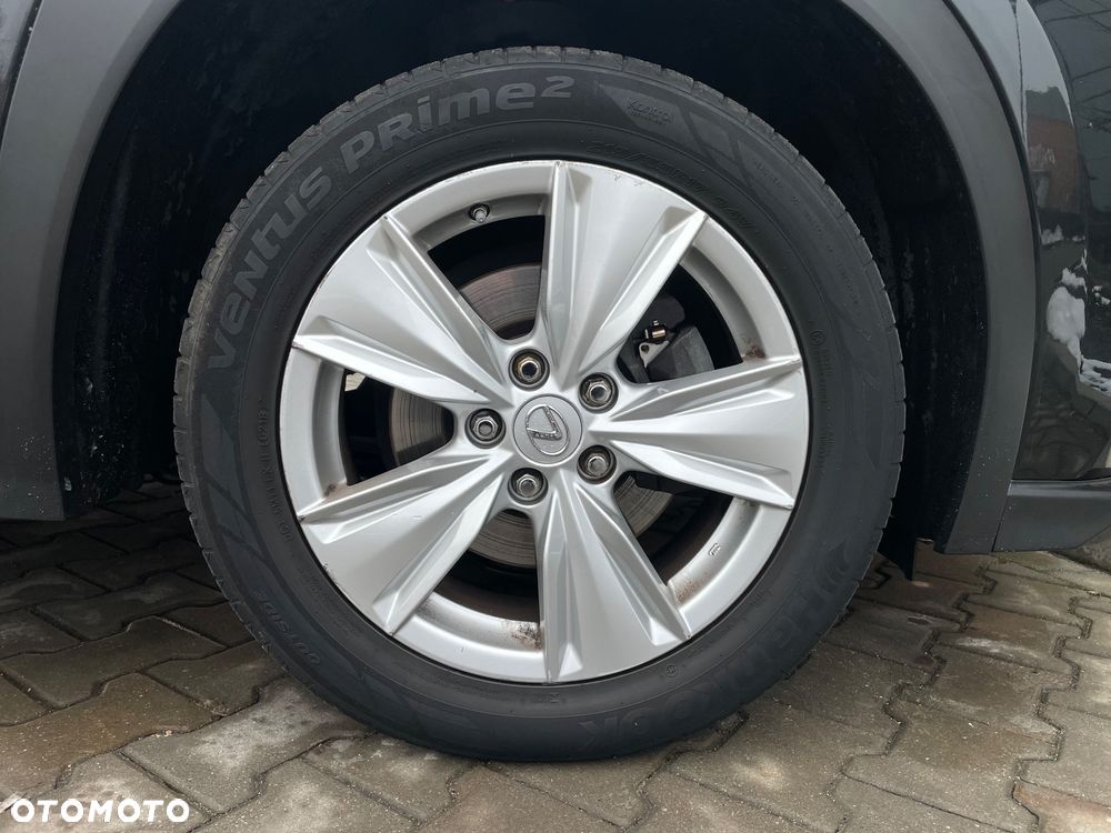 Lexus UX 250h Business Edition - 25