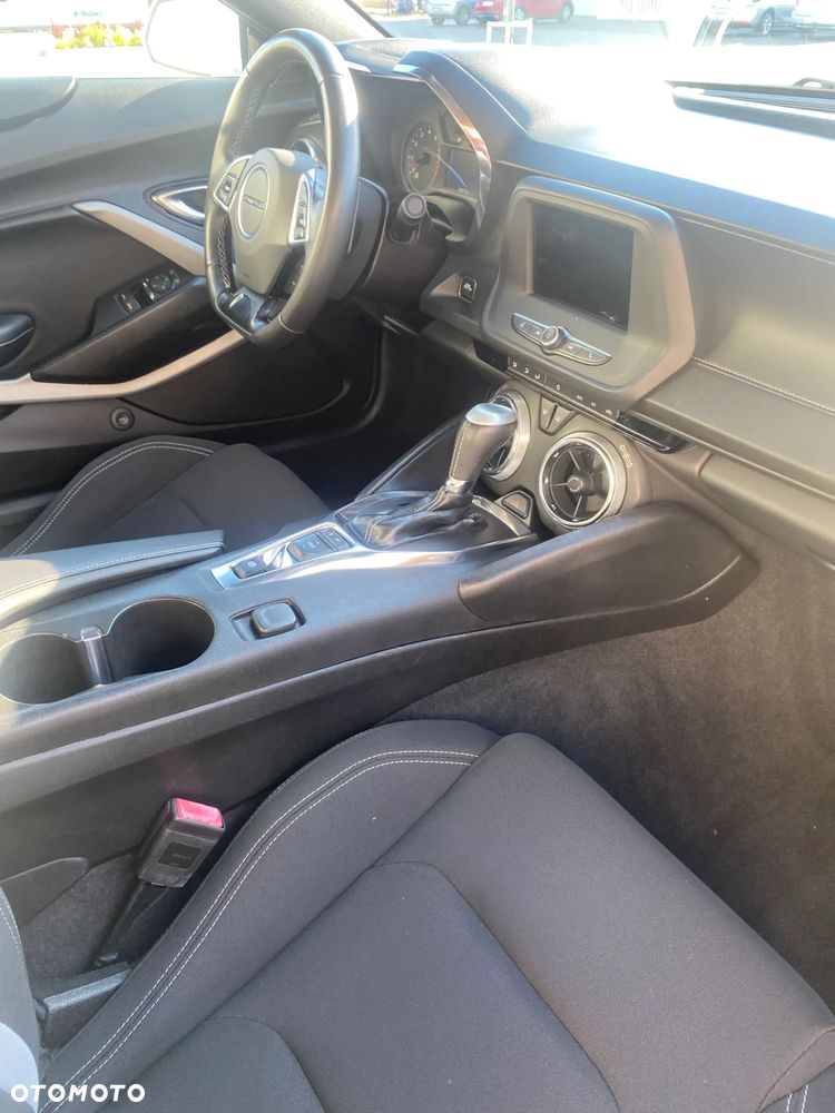Chevrolet Camaro Touring 2.0 - 8