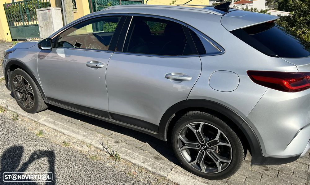 Kia XCeed 1.6 CRDi Tech+SRF 7DCT - 3