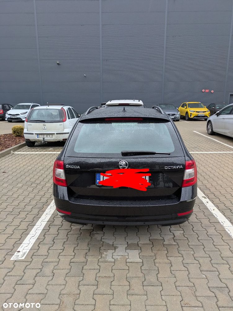 Skoda Octavia 1.6 TDI Ambition - 4