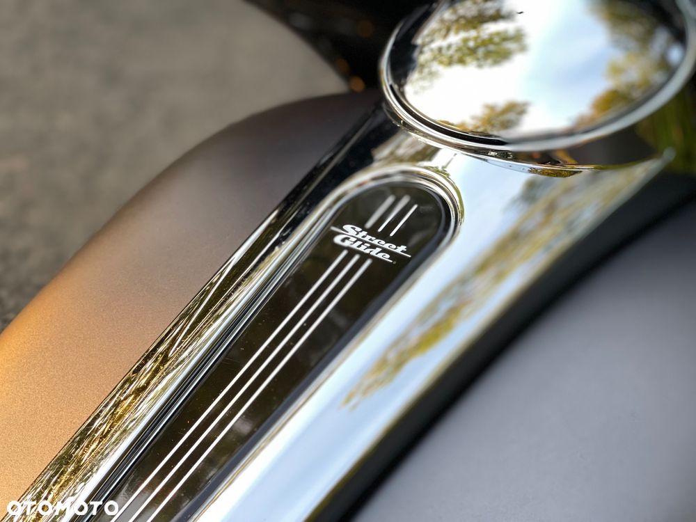 Harley-Davidson Touring Street Glide - 14