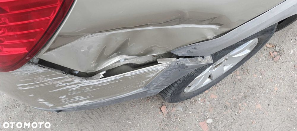 Chevrolet Captiva 2.0 d LT medium - 13