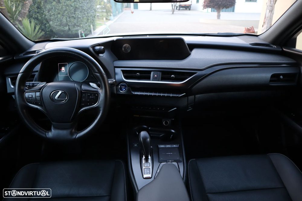 Lexus UX 300e Luxury - 27