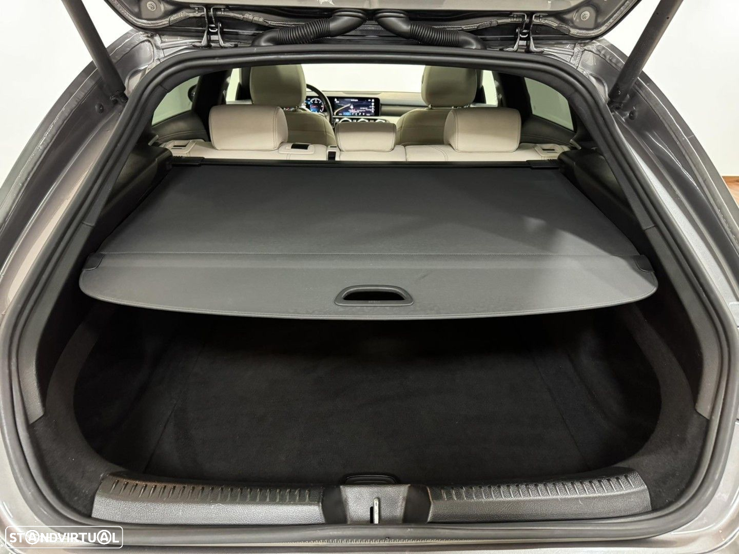 Mercedes-Benz CLA 180 - 31