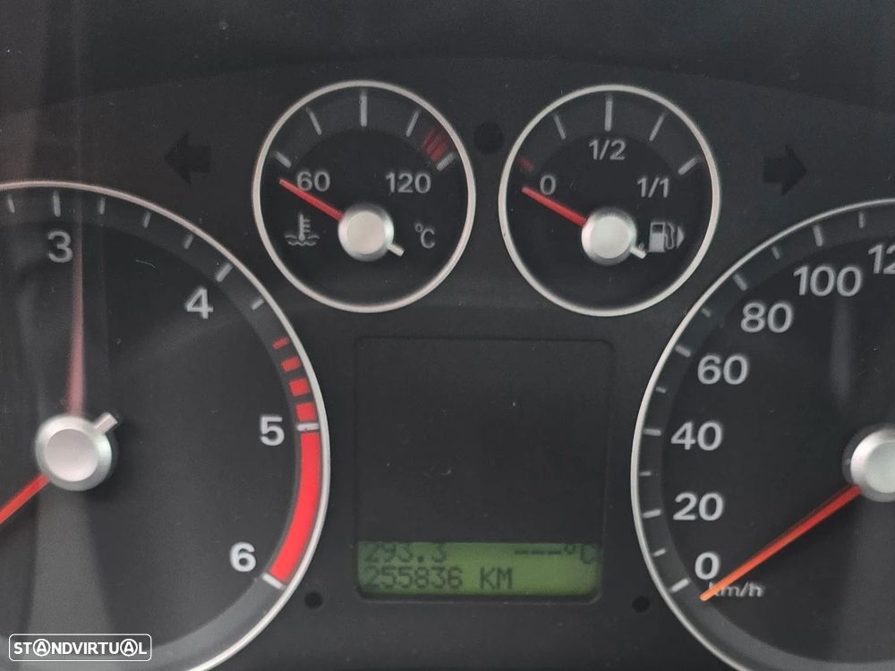 Ford Focus 1.6 TDCi Titanium - 10