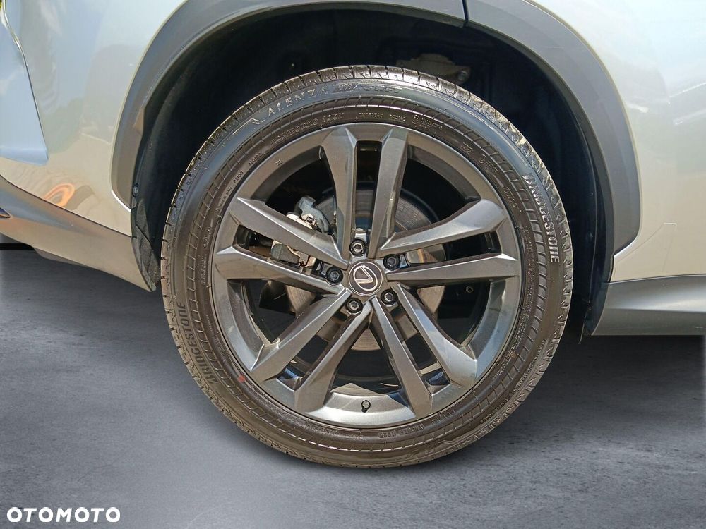 Lexus NX - 18