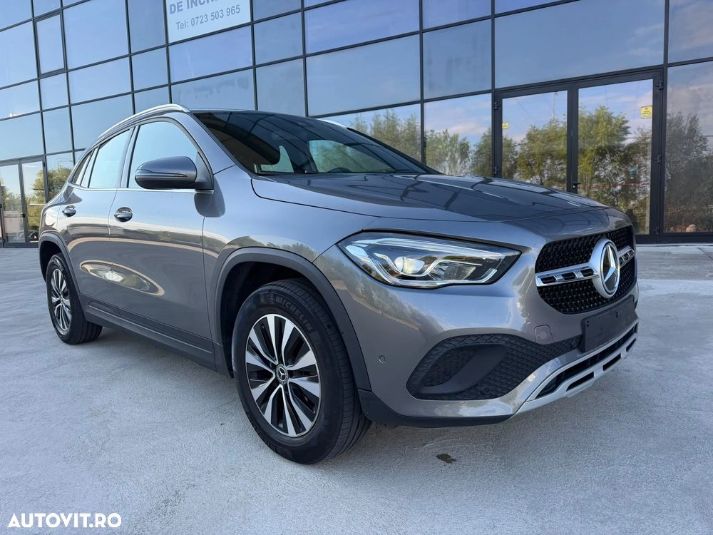 Mercedes-Benz GLA - 2
