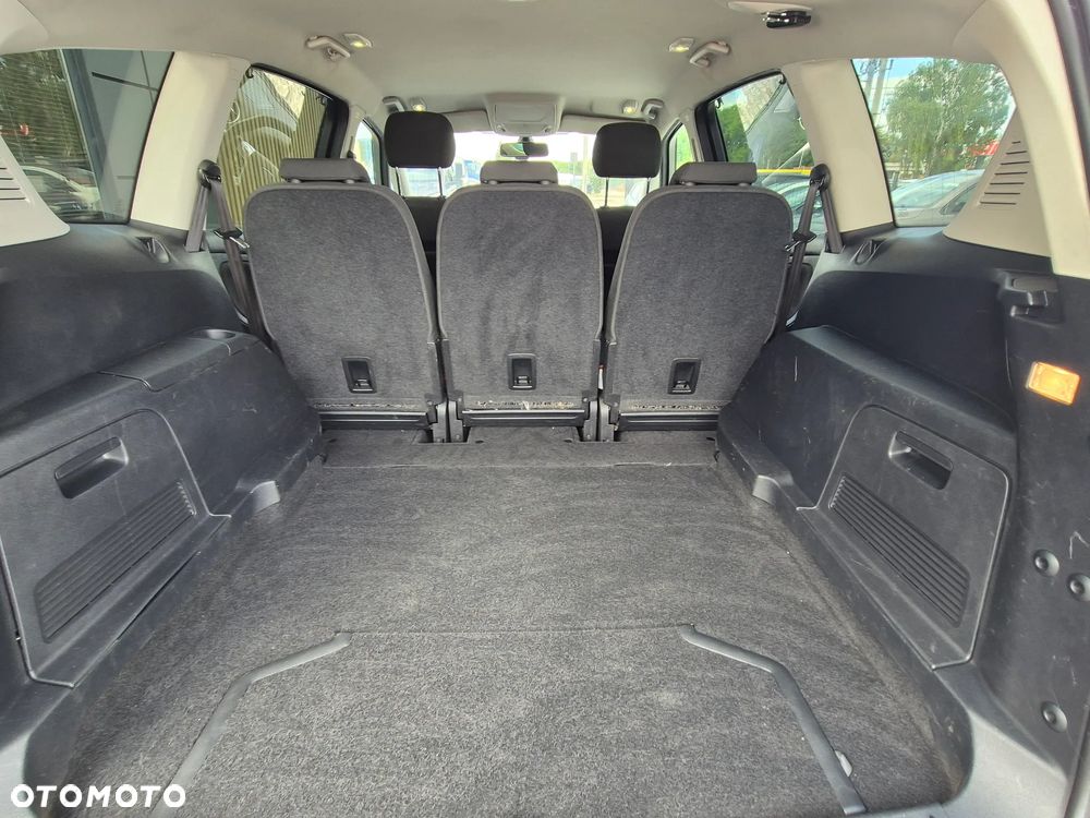 Ford S-Max 2.0 TDCi Trend - 29