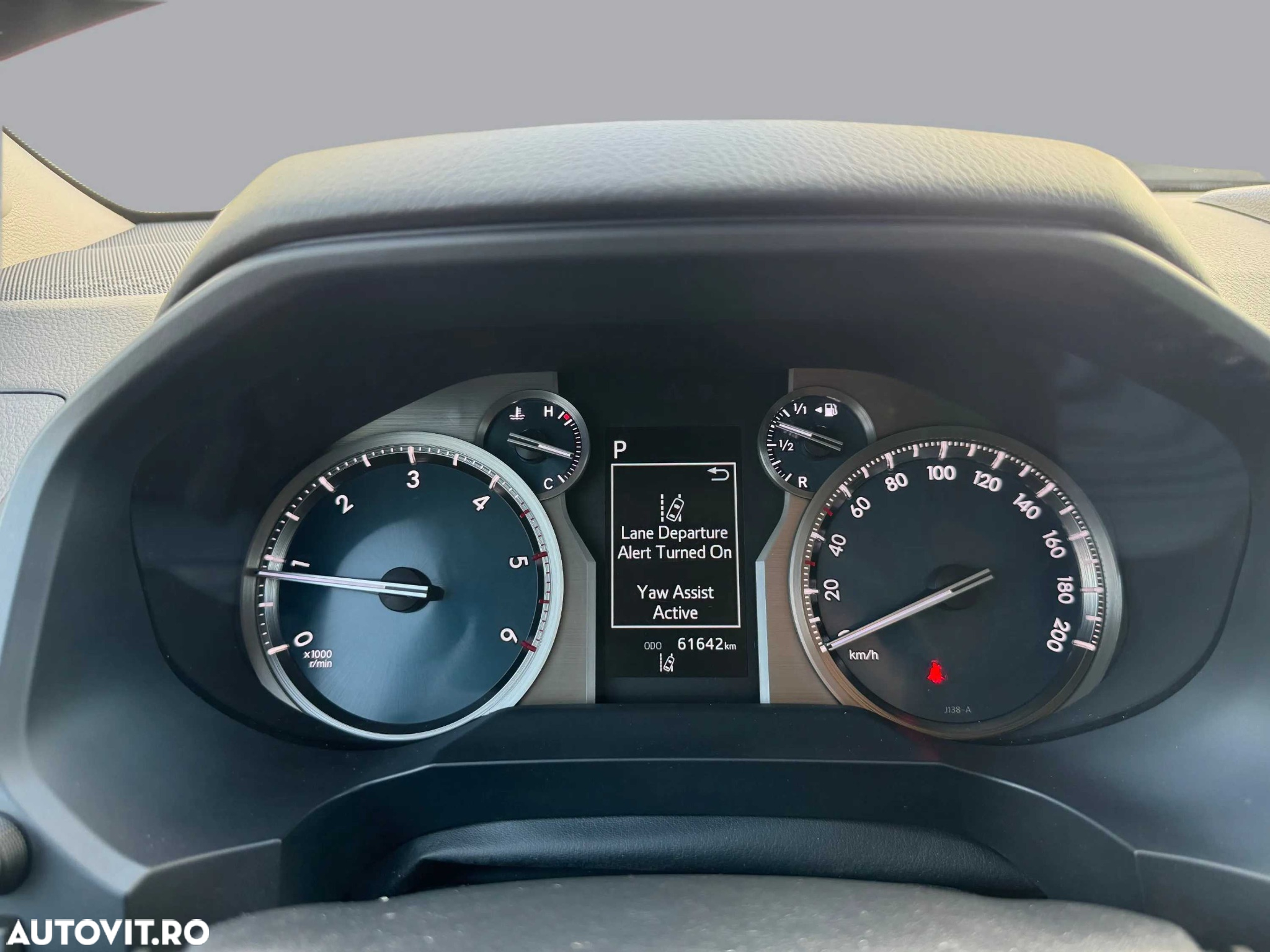 Toyota Land Cruiser 2.8l D-4D 204 CP A/T 7 locuri Executive - 34