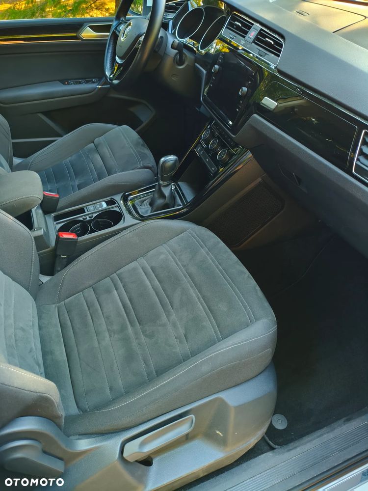 Volkswagen Touran 1.4 TSI BMT Highline DSG - 15
