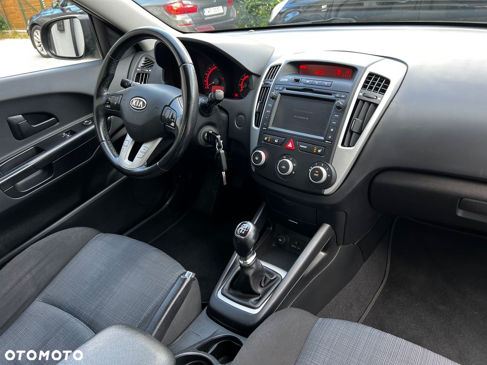 Kia Ceed - 20
