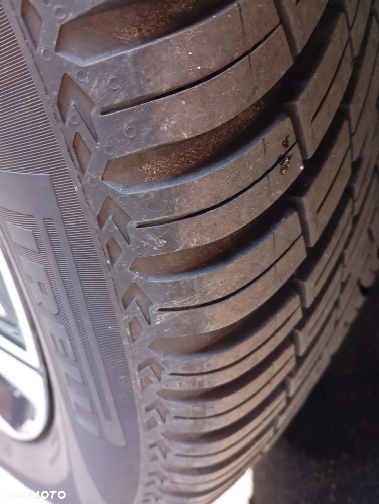 Volvo XC 60 B4 D AWD Ultimate Dark - 39