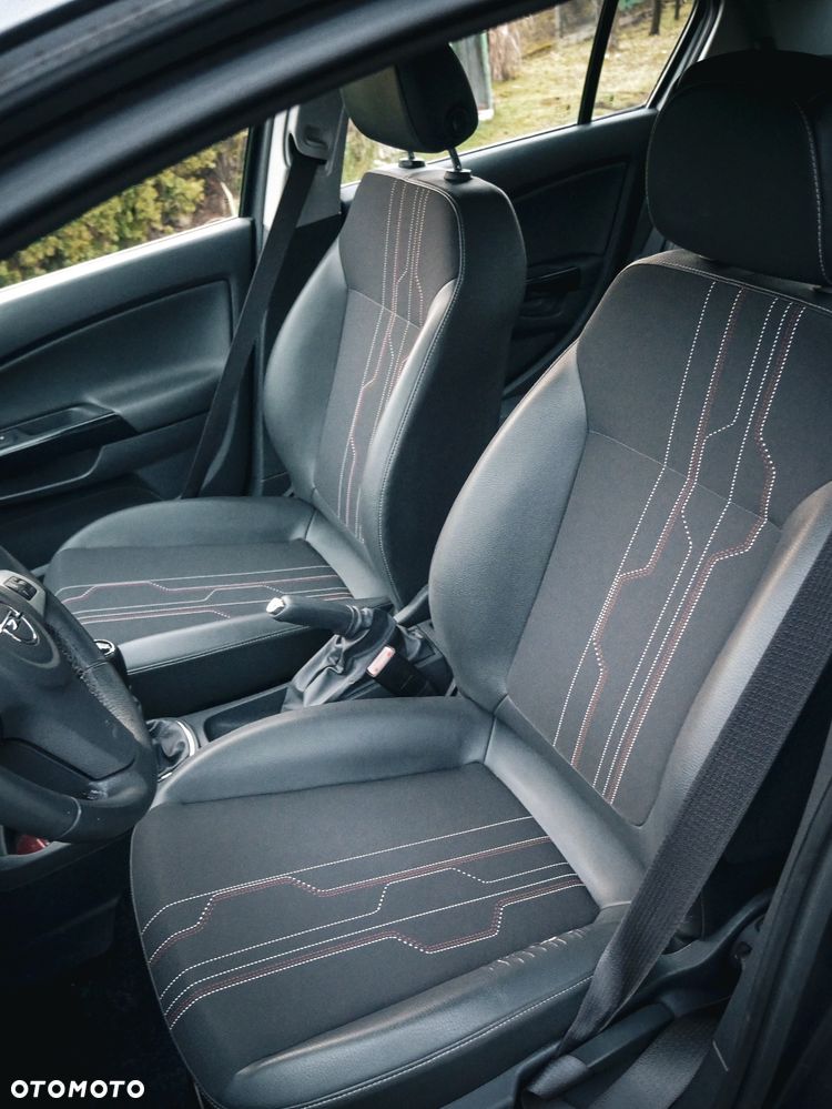 Opel Corsa 1.4 16V Energy - 12