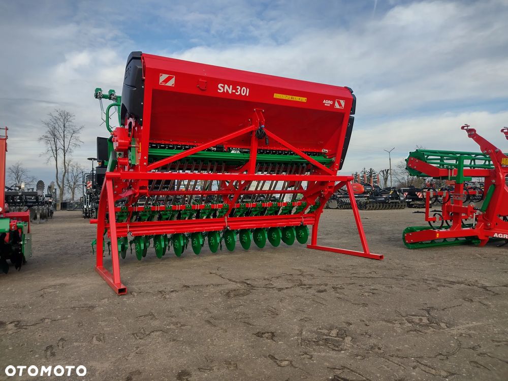 Agro-Masz SN301 - 1