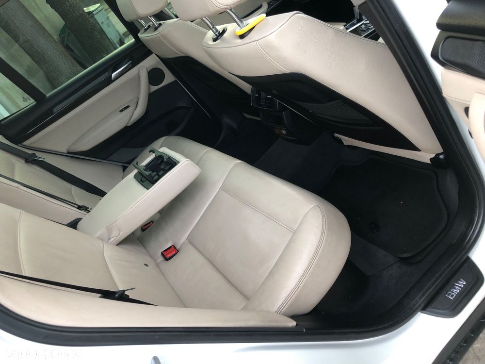 BMW X3 xDrive28i Sport-Aut - 8