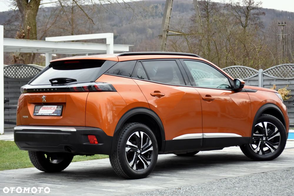 Peugeot 2008 ver-puretech-130-allure - 15