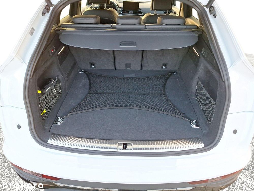 Audi Q5 Sportback - 31