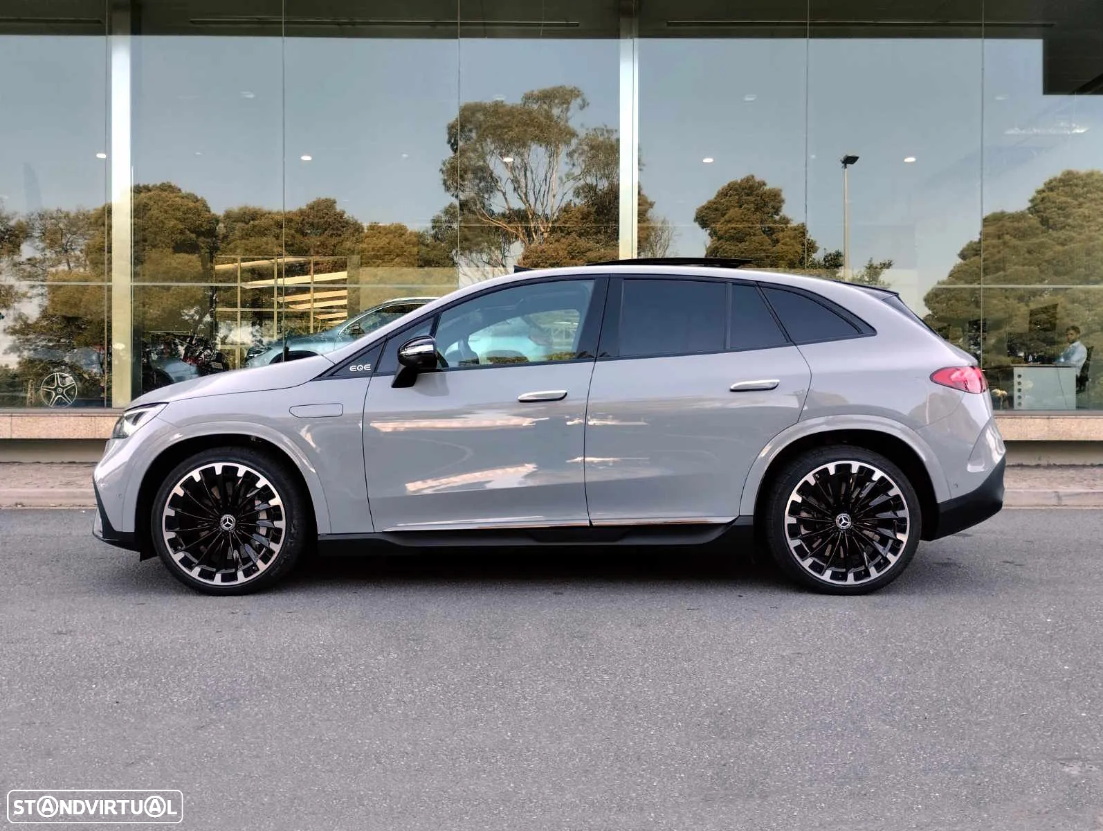Mercedes-Benz EQE SUV 500 4Matic - 18
