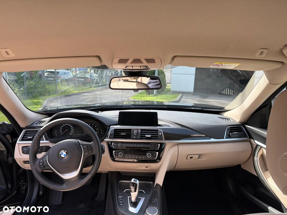 BMW 3GT 320i GPF Luxury Line - 10