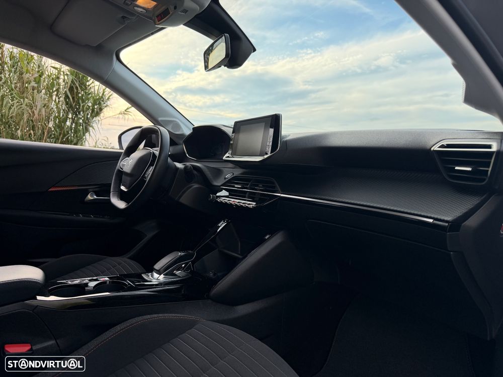 Peugeot e-208 50 kWh Active Pack - 2