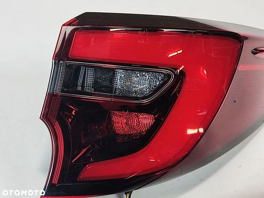 TOYOTA COROLLA E21 Kombi od 2022r Lampa Tył Prawa i Lewa - 2