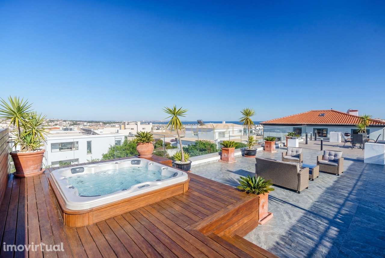 Moradia de Luxo em Lagos com Vista Mar, Piscina Aquecida e Rooftop Exc - Grande imagem: 2/45