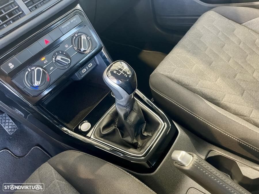 VW T-Cross 1.0 TSI Life - 14