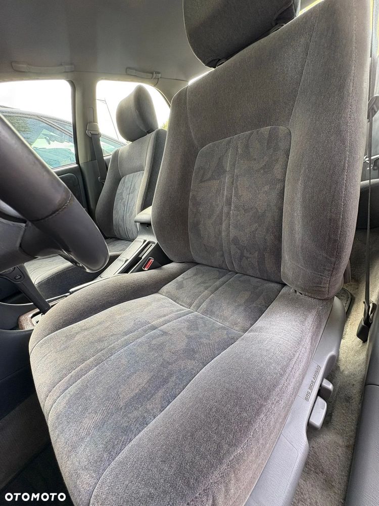 Toyota Camry - 3