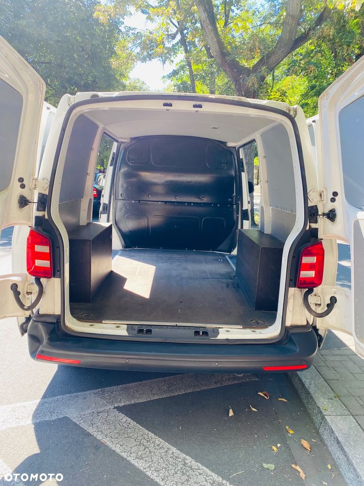 Volkswagen Transporter - 5