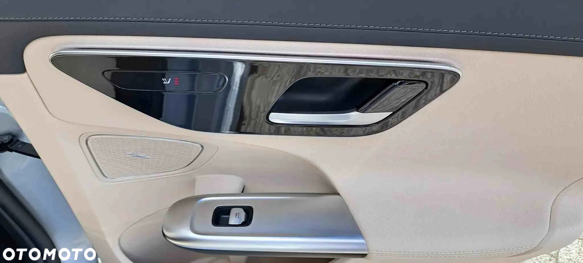 Mercedes-Benz Klasa C 220 d 4Matic T 9G-TRONIC Avantgarde - 8