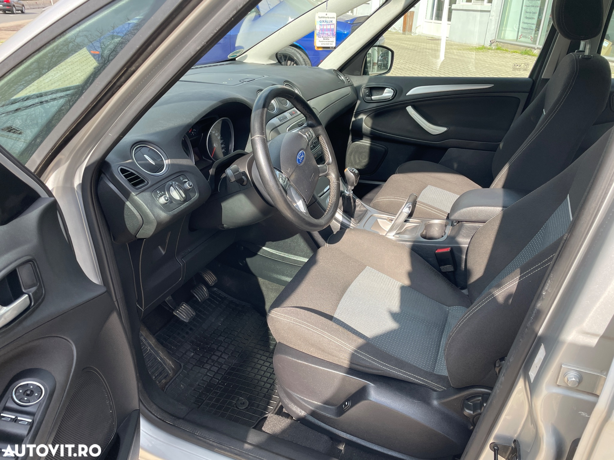 Ford S-Max 2.0 TDCi DPF Trend - 8