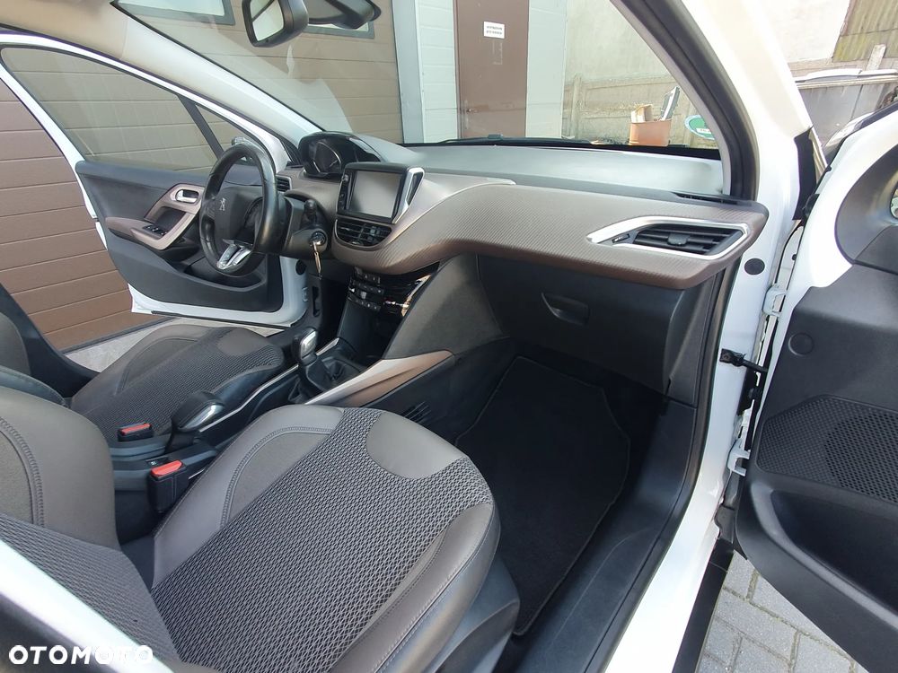 Peugeot 2008 - 31