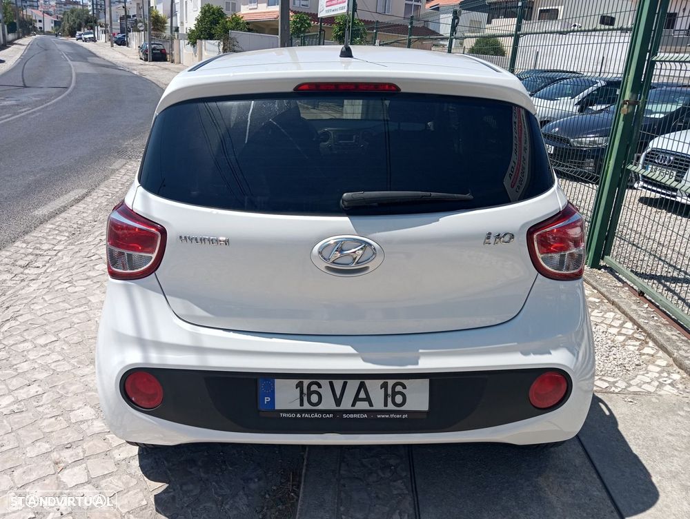 Hyundai i10 1.0 Urban - 4
