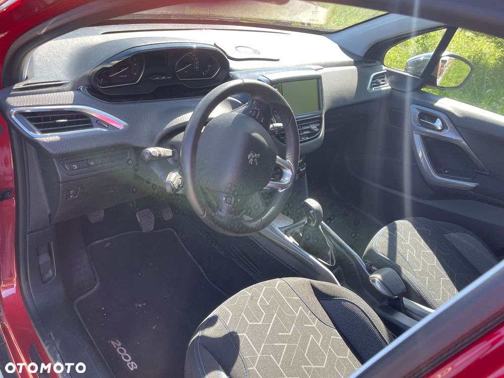 Peugeot 2008 1.6 BlueHDi Style - 12