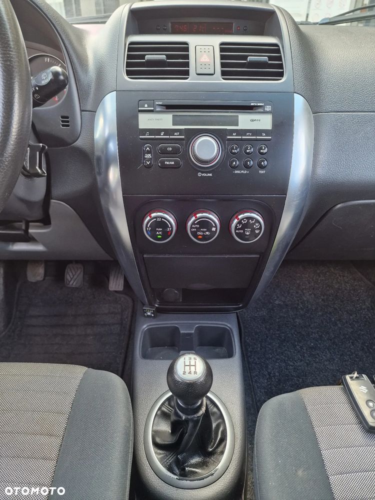 Suzuki SX4 - 19