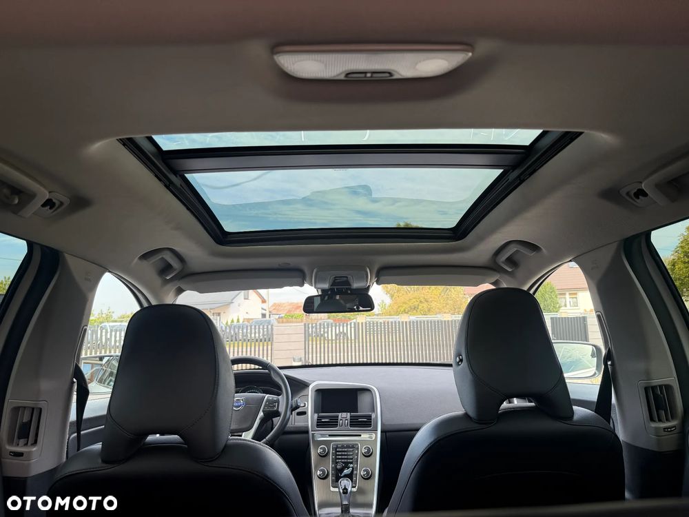 Volvo XC 60 D4 Geartronic Summum - 18