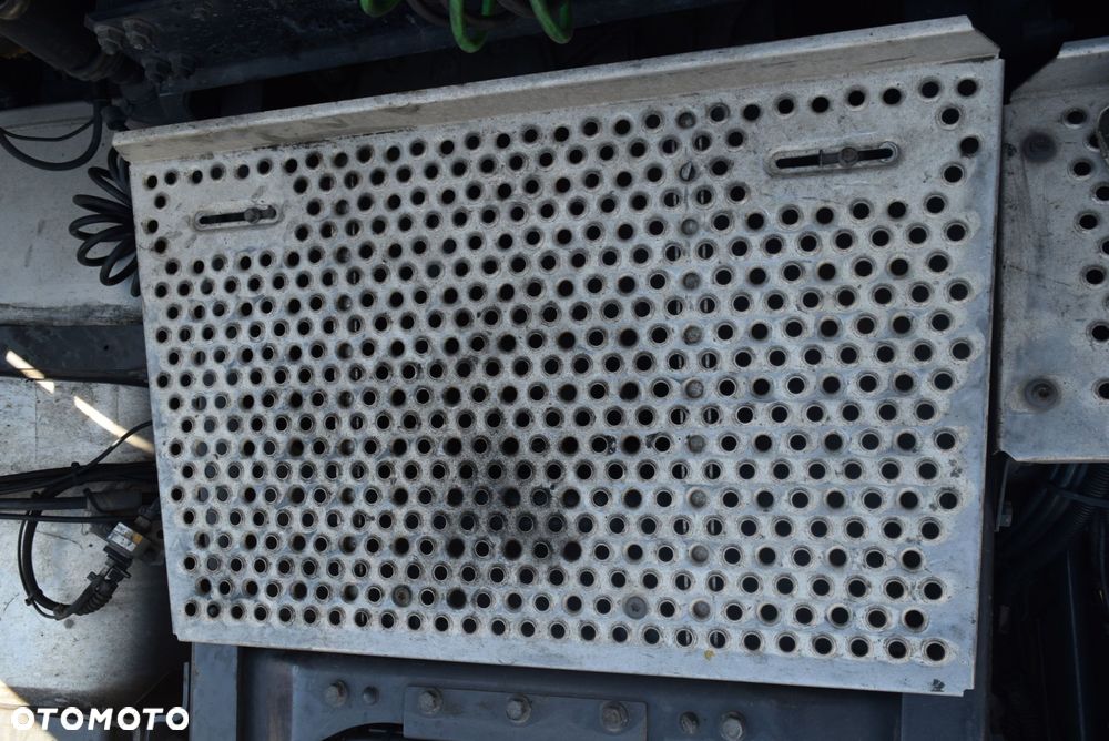 DAF XF 105 OSŁONA BLACHA ALUMINIOWA SKRZYNI BIEGÓW - 1